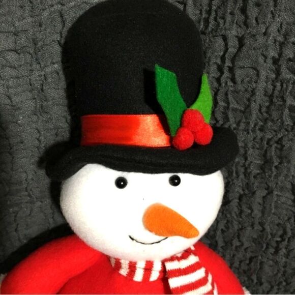 NWT Sitting Stuffed Snowman - Picture 2 of 7